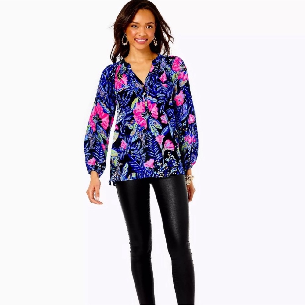Lilly Pulitzer Elsa Top Size Medium - Picture 8 of 8